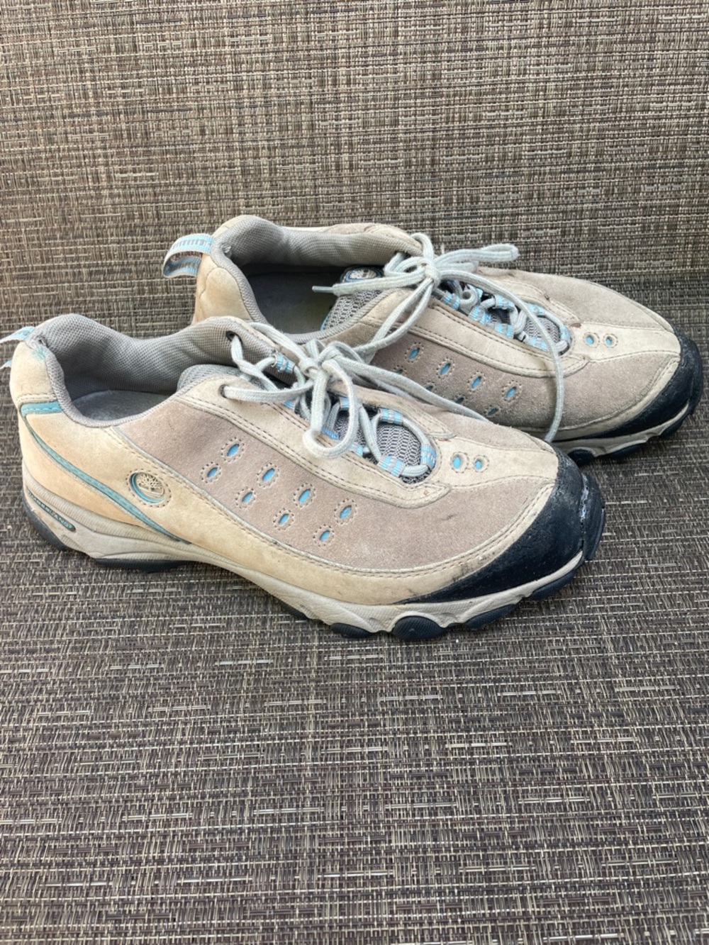 Timberland Leather Low Top Athletic Shoes for Women very nice condition sz 7